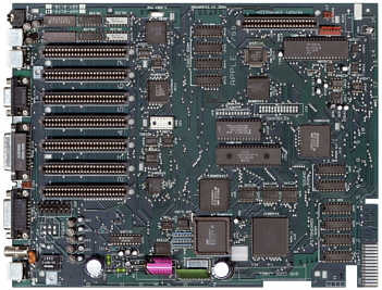 Apple IIgs board Rev. 0167-B '86 (click for larger picture, 115k)