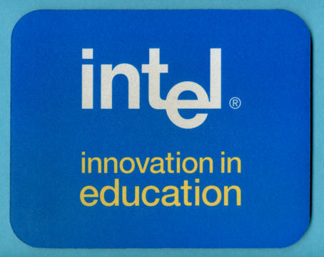 Intel (004)