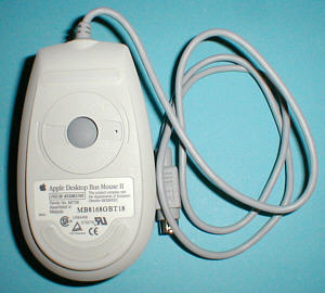 Apple ADB Mouse II: bottom view (click for larger image, 74k)