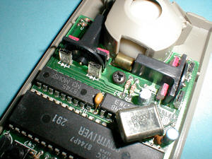 Contriver M3 Mouse: Detail: Schaltung (gr&ouml;&szlig;eres Bild 88k)