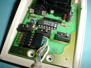 Logitech M-PF7-183: detail: circuitry (click for larger image, 91k)