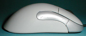 Microsoft IntelliMouse Optical USB and PS/2 Compatible: right side with button