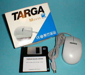 Targa TM3PG: mouse and standard accessories (click for larger image, 82k)