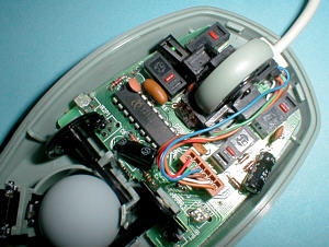 Typhoon Browser Mouse: inside (click for larger image, 93k)